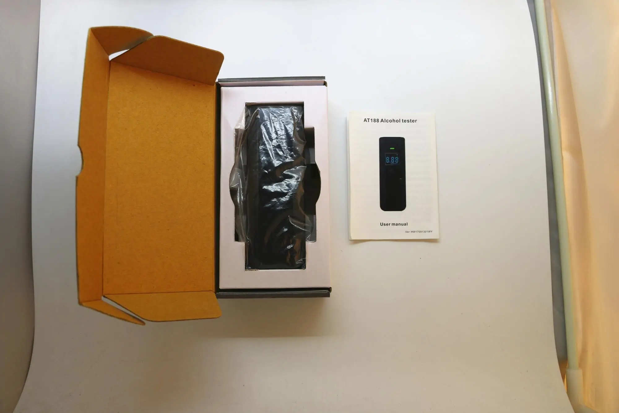alcohol breathalyzer tester.JPG