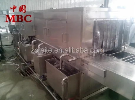 plastic pallet cleaning machine .jpg
