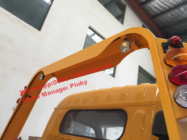 Dfac Platform Crane Tow Trucks 2tons,3t,4tons Flatbed Tow Truck Wrecker,Platform Towing Trucks