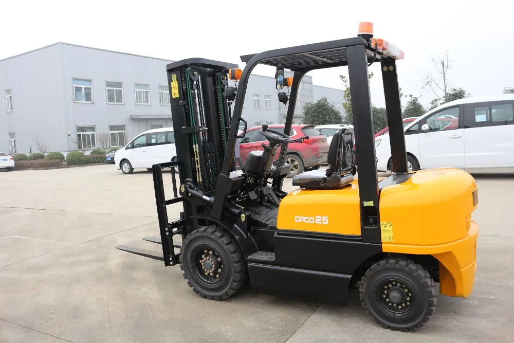 2500kg Diesel Forklift Ce Epa Euro3 Certificate With Japanese Engine