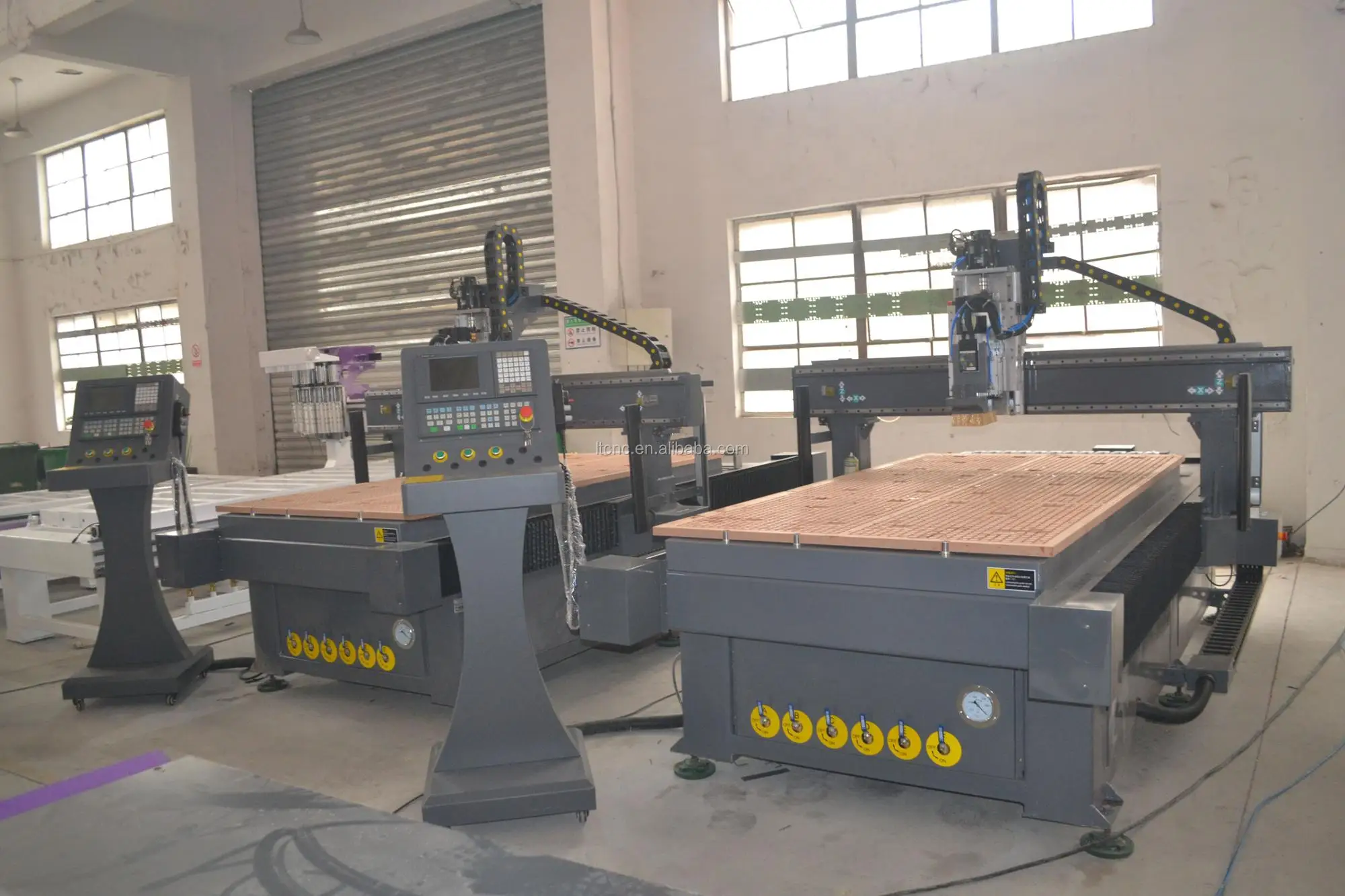 LT-1325 ATC machine.jpg