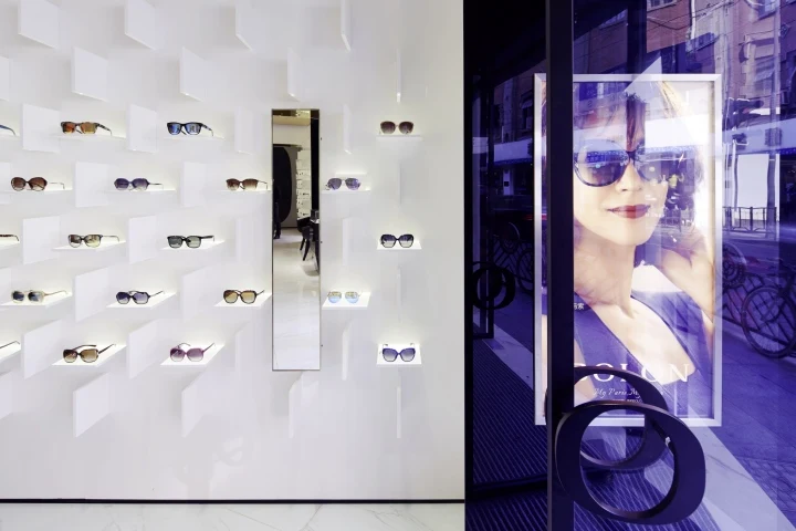 Sunglasses retail shop display wall mounted display shelves with LED lights