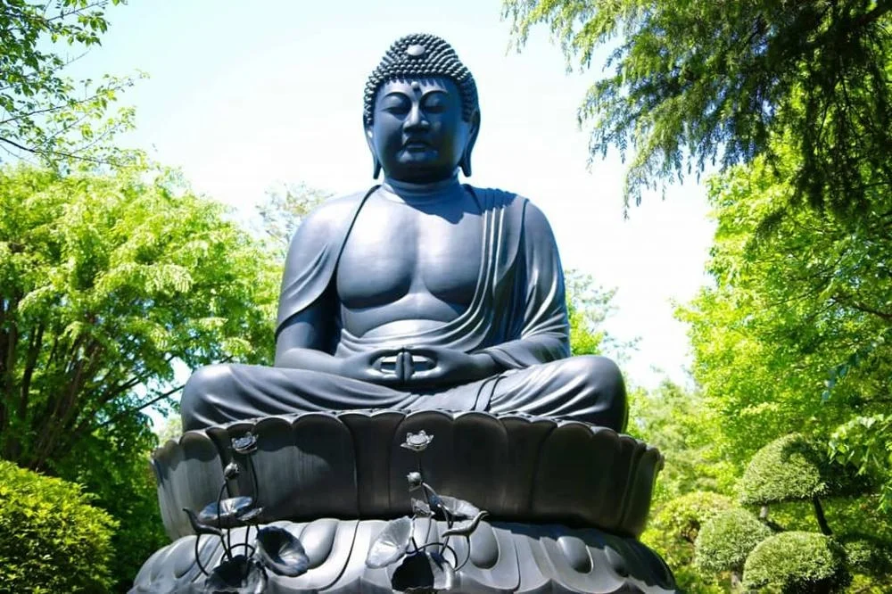 Сам будда. Статуя Будды. Фонтан Будда 894264. Будда памятник. Будда в молодости.