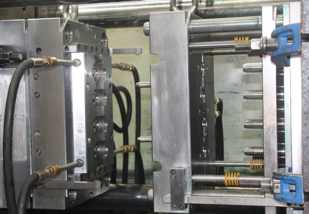 oem 制造塑料注塑模具工具