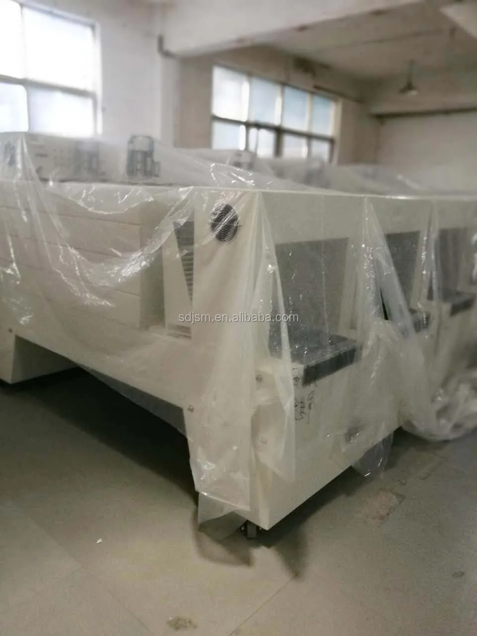 Multifunction Pet bottle shrink wrapping machine,bottle cap shrink wrap machine,shrink film machine