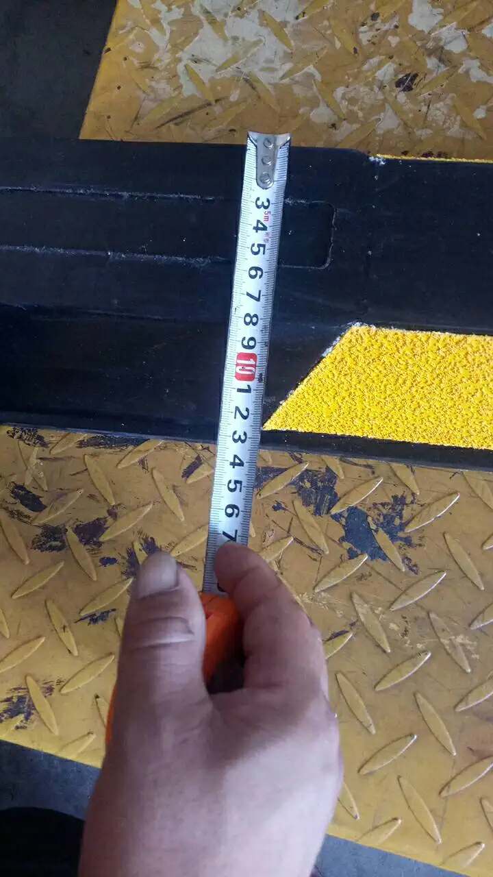 1650mm parking stopper wheel stop rubber wheel stopper