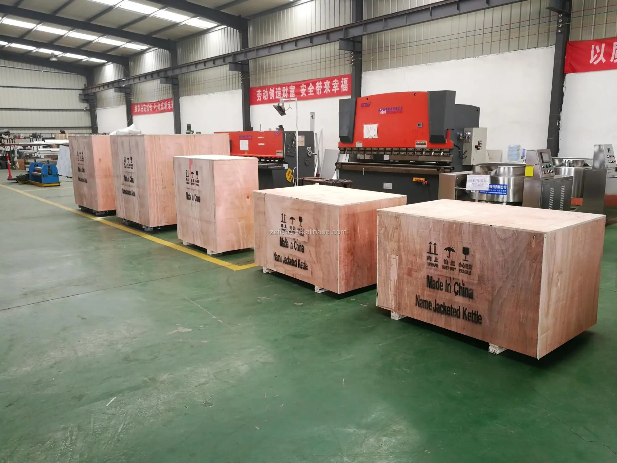 vacuum pressure jacketed vessel for pineapple filling and jam.jpg