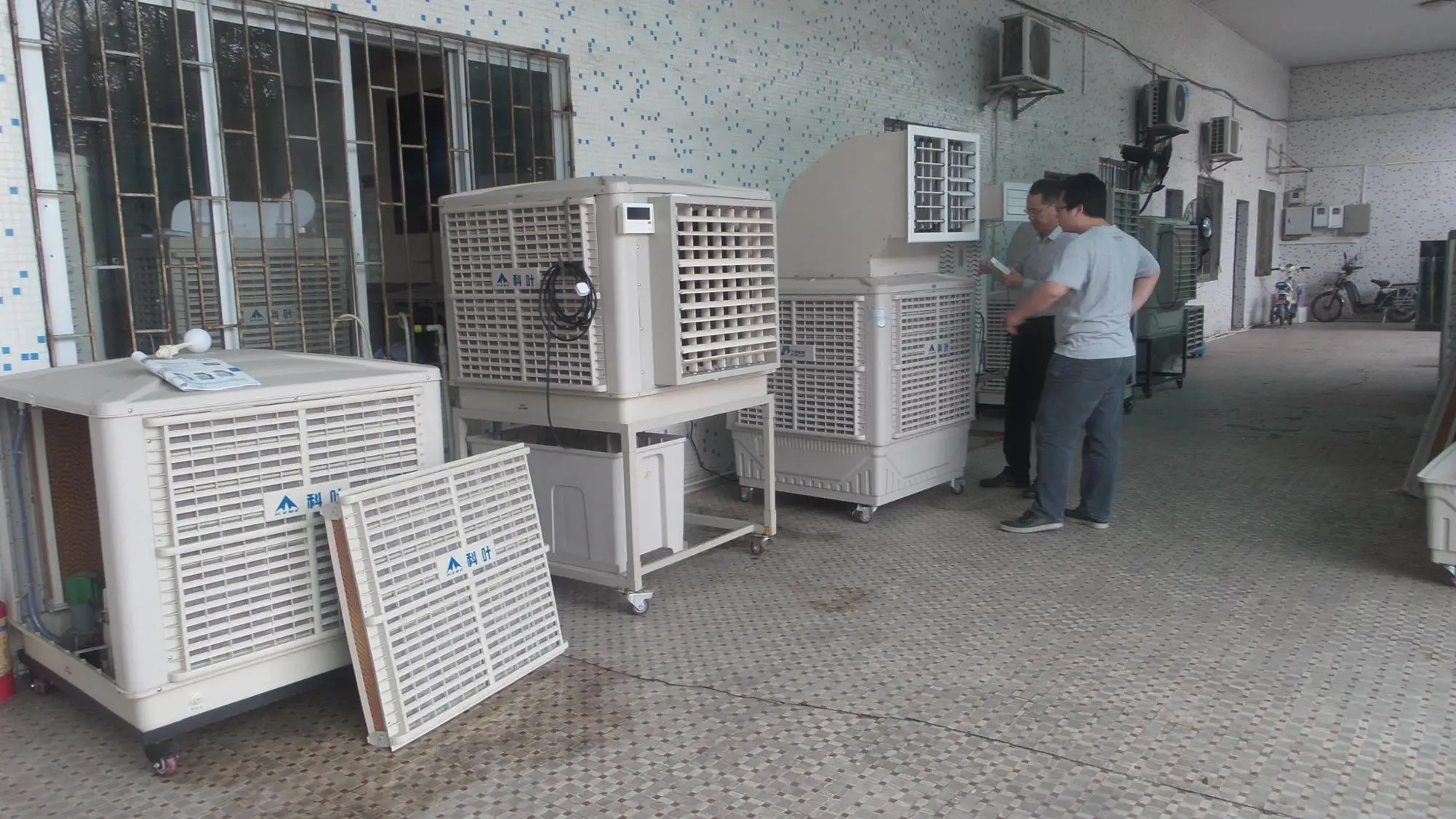 Low Voltage Centrifugal Evaporative Air Cooler With Low Watt Window ...