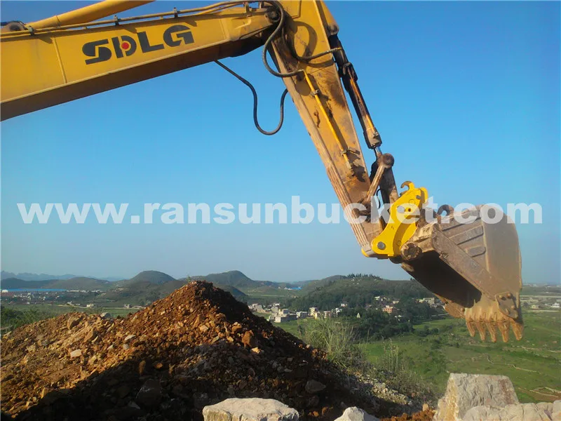 tilt rotating quick hitch excavator