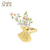 Gold Plated Design Animal Sika Deer 925 Sterling Silver Brooch With Shell Flower