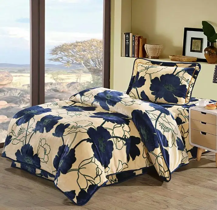 factory price black white velvet bed blanket sets with printing