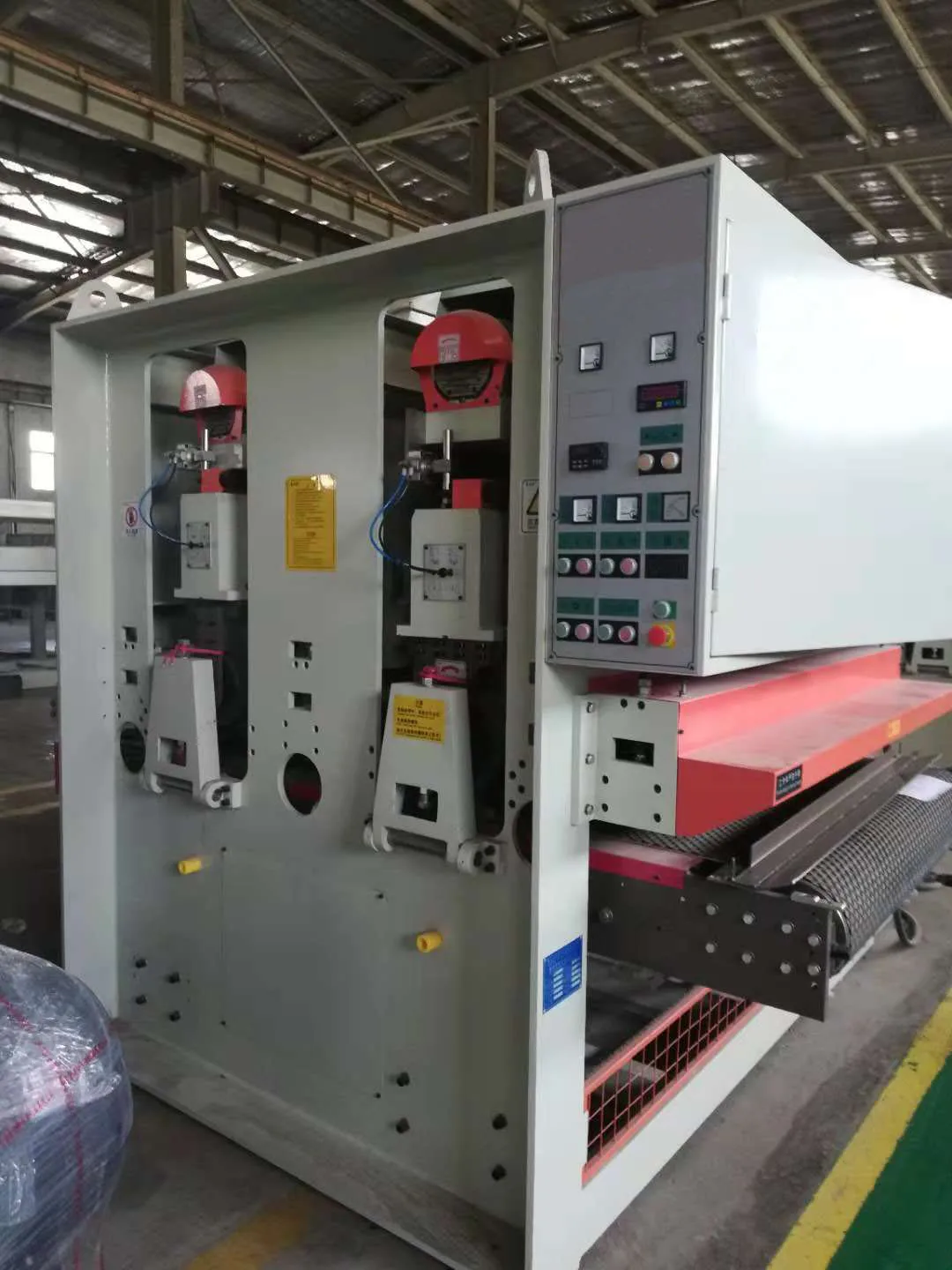 sanding machine.jpg