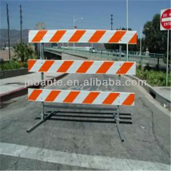 Removable Telespar Type Iii Road Barricade - Buy Removable Type Iii ...