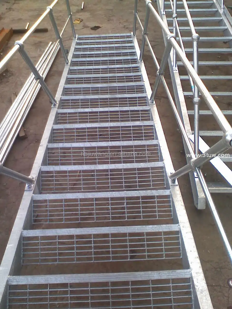 лестница решетка фото