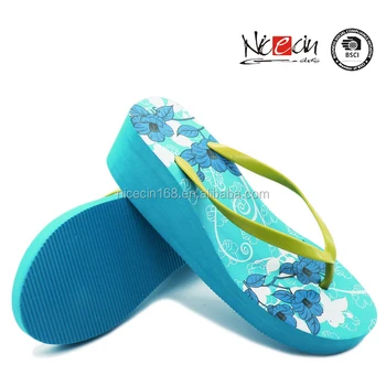 girls model chappal