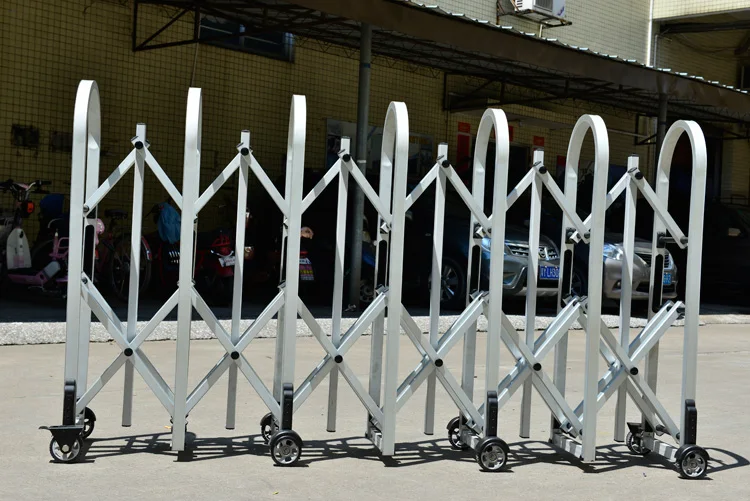 temporary crowd control barrier