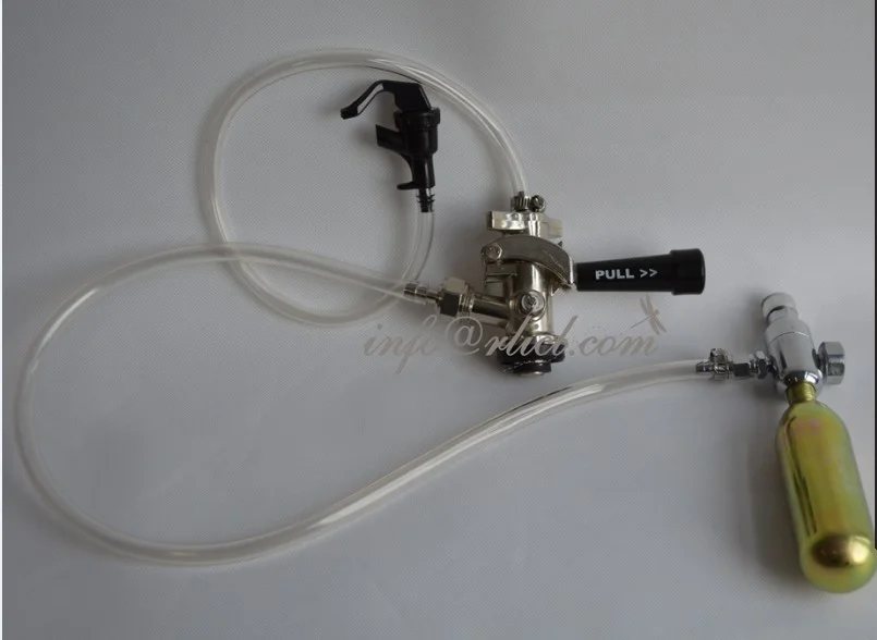 Mini Co2 Regulator Kit Coupler Disconnects 74g Cartridge Regulator