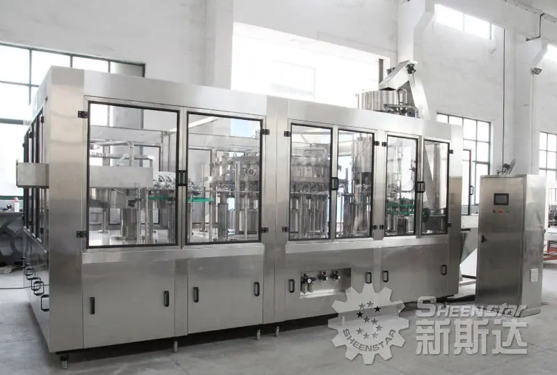CARBONATED DRINK FILLING MACHINE