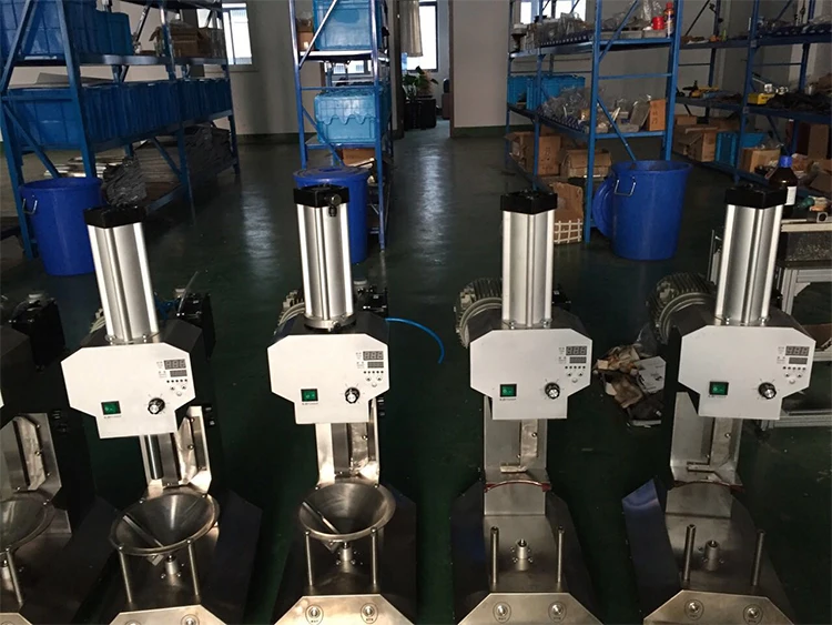 Coconut peeling machine5.jpg