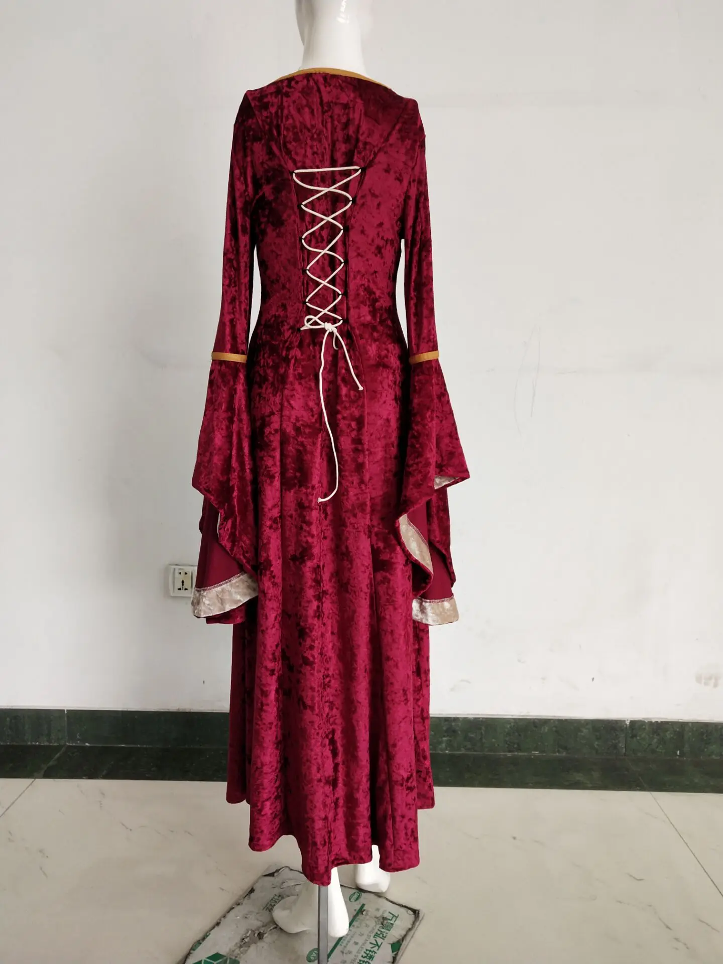 medieval costume-red back.jpg