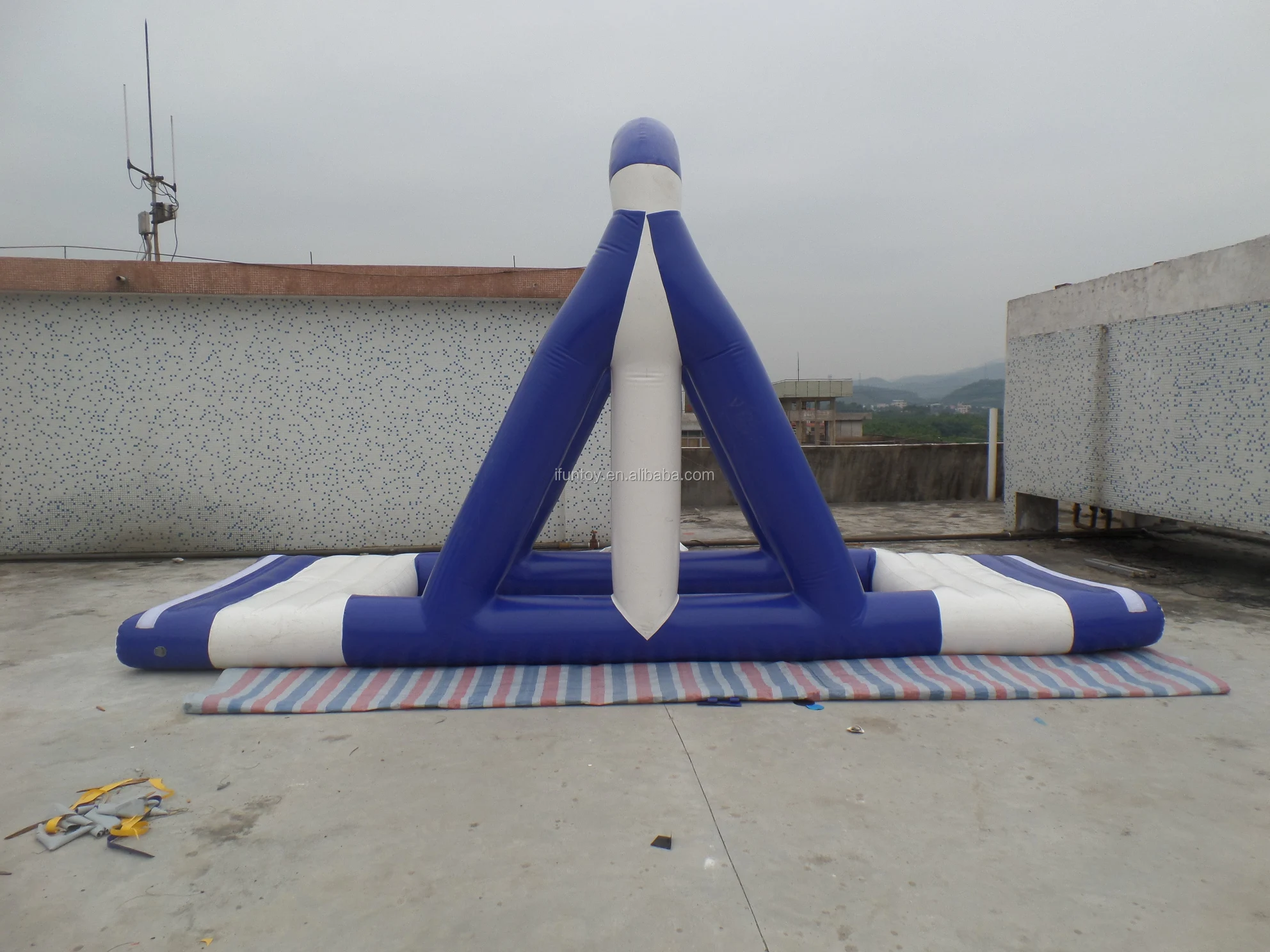 Most Popular Inflatable Round Water Floating Mats /inflatable Jumping