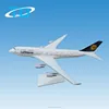Boeing B747-400 Lufthansa 1:200 Plastic Scale Model Planes