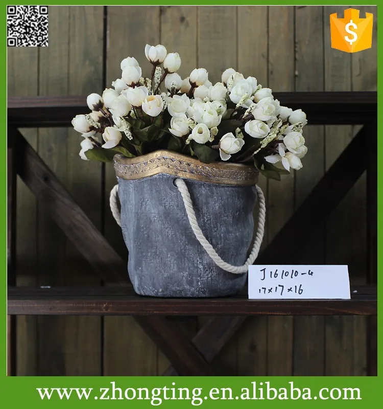 flower pots garden.jpg