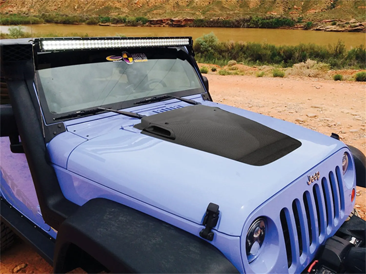 Jeep JK Wrangler Hood Wrangler Daystar fits 2007 to 2017 2//4WD stop hood flutter and keep your hood securely shut Made in America Red KJ09145RE