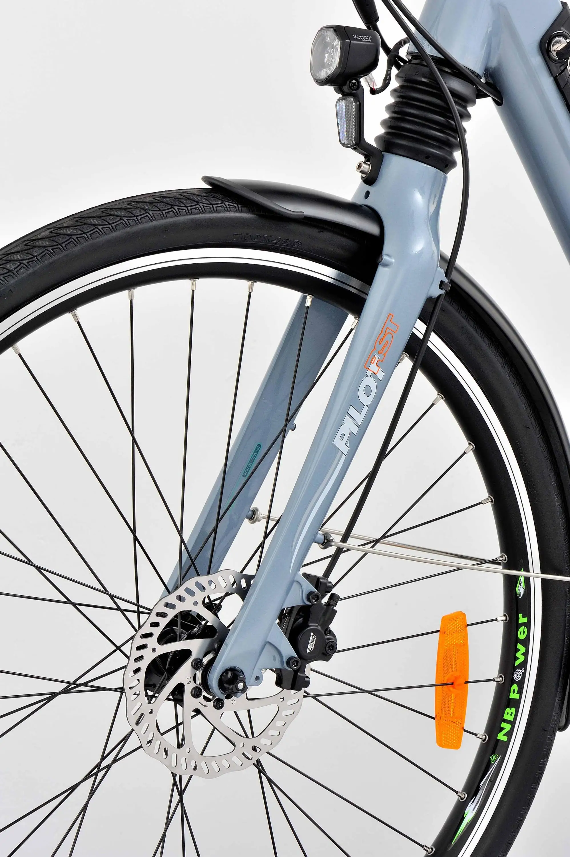 2017 cheap 700c bafang 250w 350w mid drive electric bike for