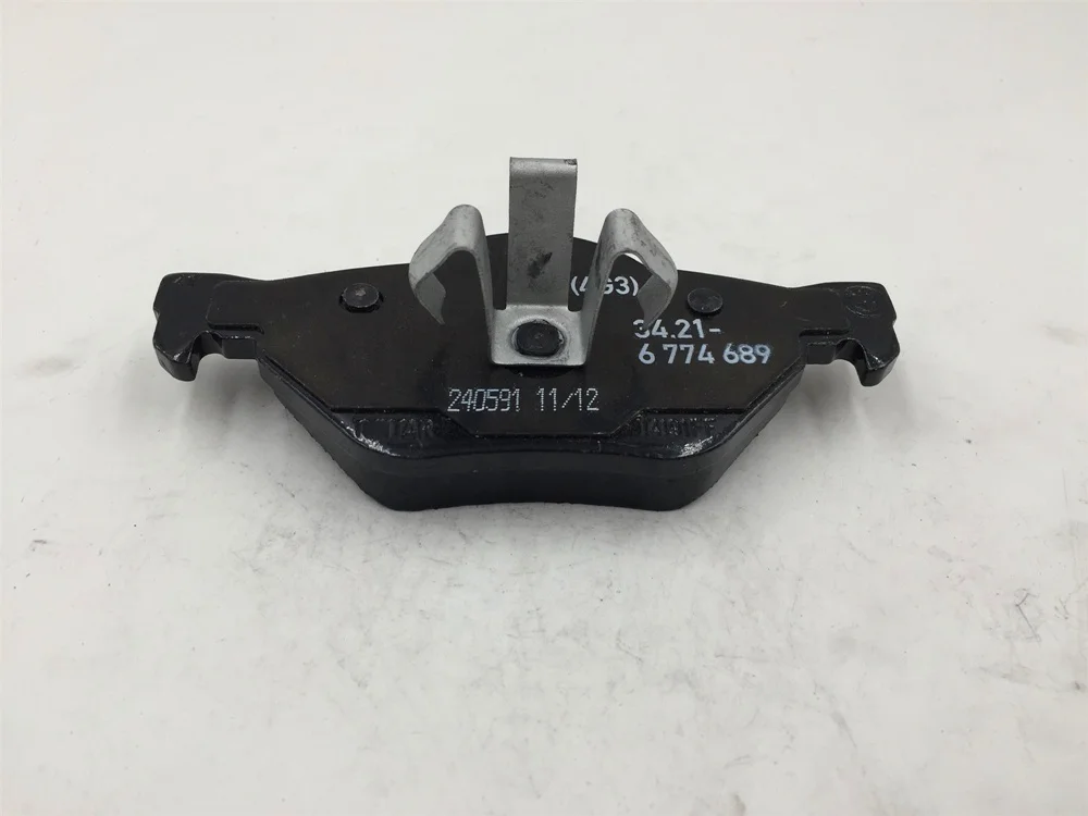 E90 E92 F30 High Quality Rear Brake Pad Set For Bmw E84 F35 Rear Brake