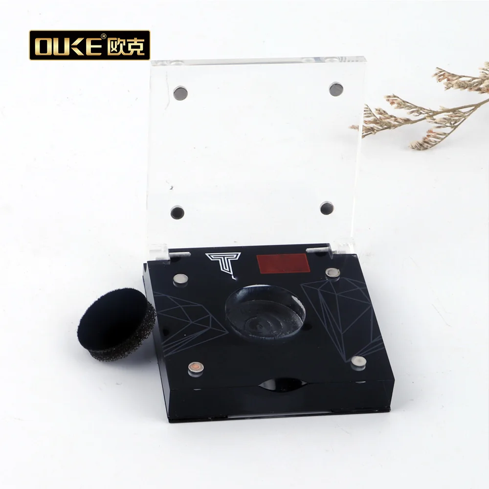 clear jewelry display 3.jpg