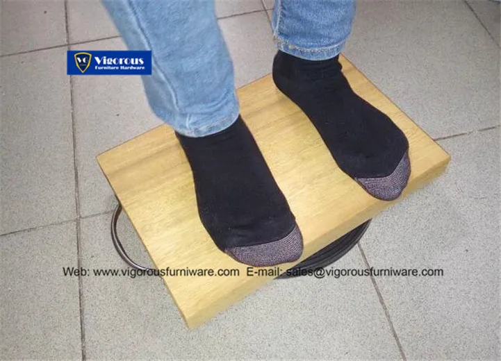 Plastic swivel plates 30