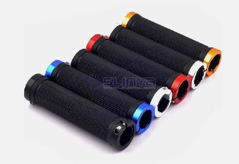 Mountain bike in hand 8021 131104 (1).jpg