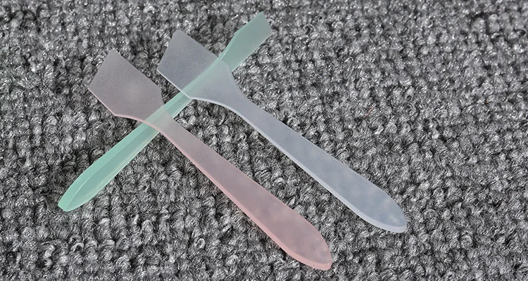 cream spatula