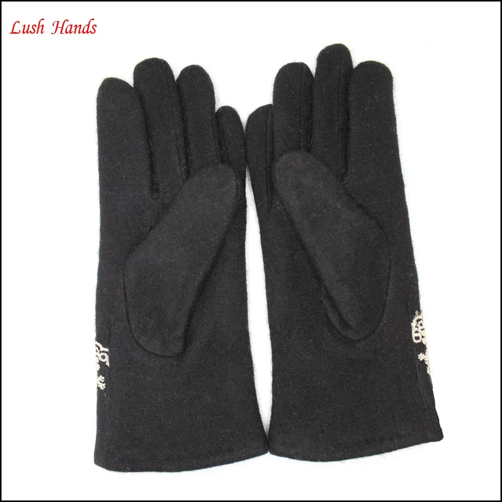 ladies new style cheap woolen gloves with lace on cuff