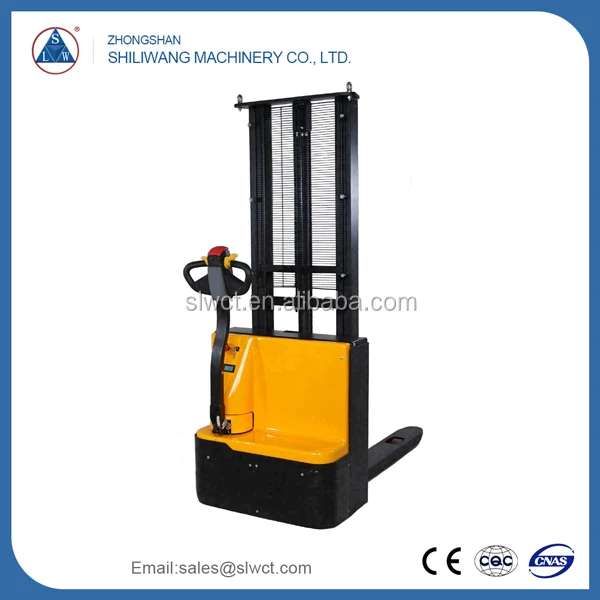 pedestrian-electric-stacker-03.jpg