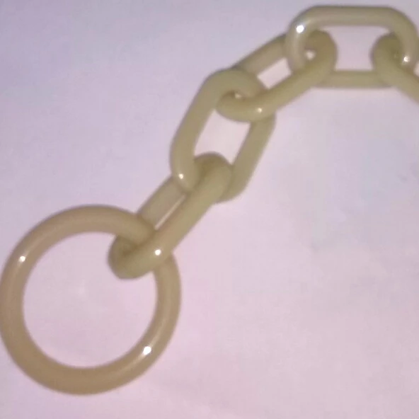 
small pink plastic chain 