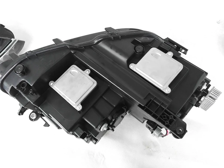 2017 Tiguan buttom.jpg