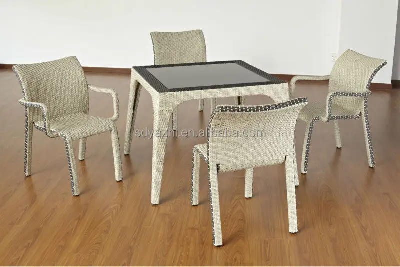 King Size Voor 12 Personen Kunststof Rotan Stoel En Tafel Set