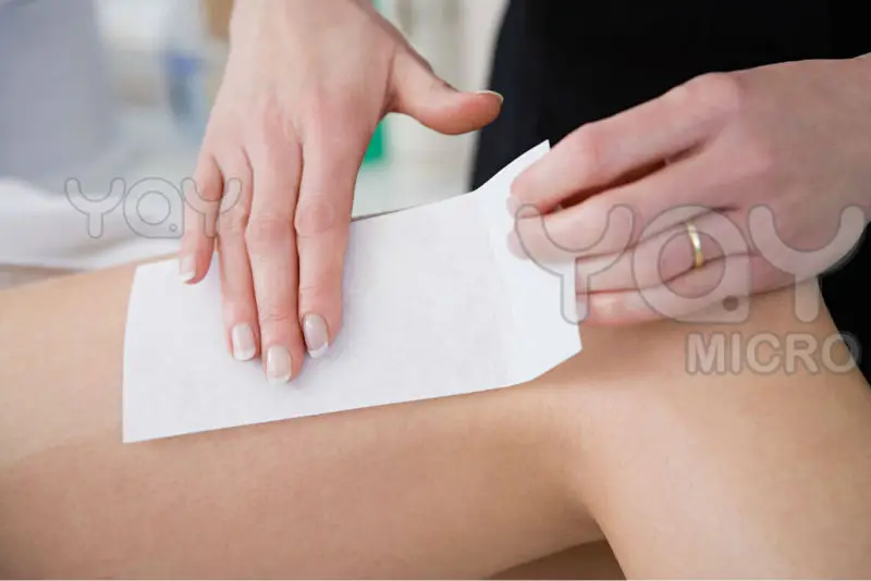 woman-having-leg-waxed-b5f49d