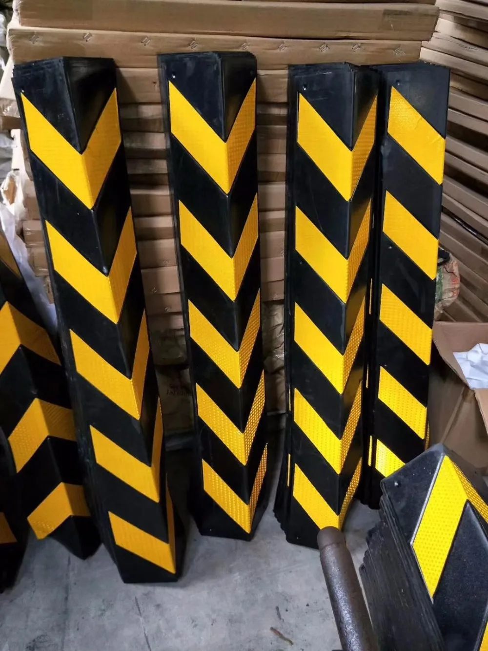 防碰撞边缘保护橡胶护角