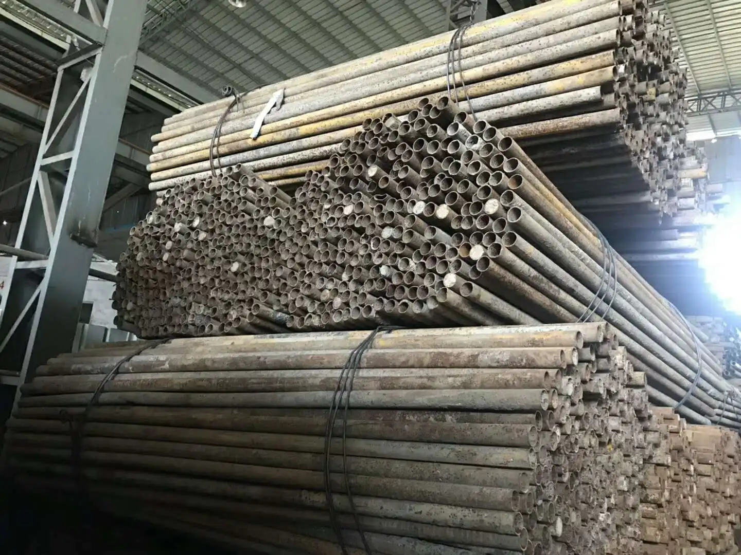 Carbon Steelpipes 2nd Hand Tubes Used Scaffold Couplers Used