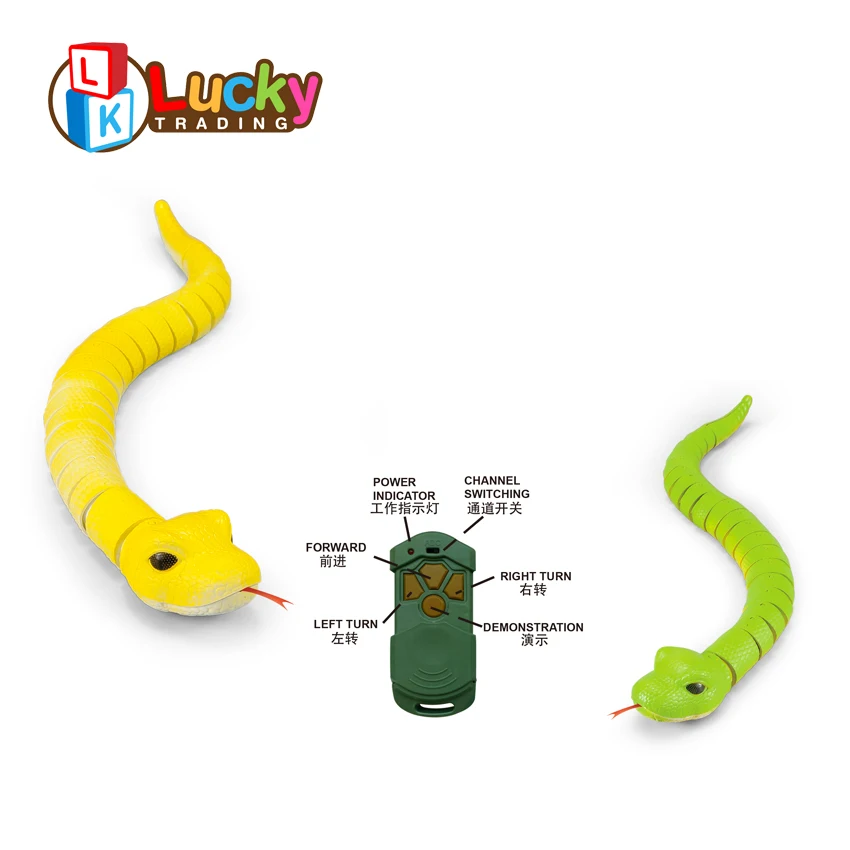 12 WIGGLEY COBRA SNAKES W WHISTLE toy fake play snake 12 WIGGLEY COBRA SNAKES W WHISTLE toy fake play snake