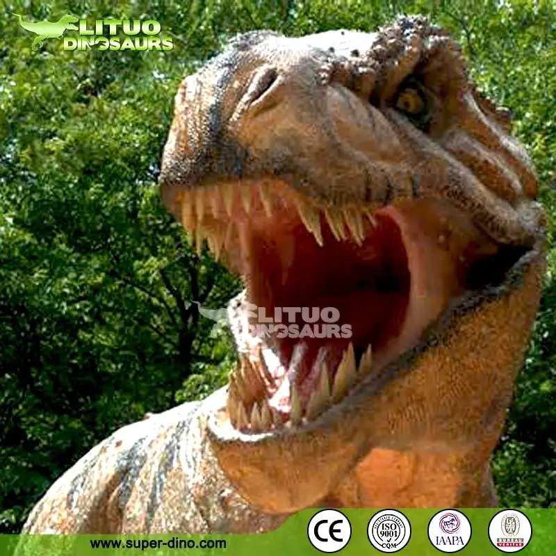 giant animatronic dinosaur