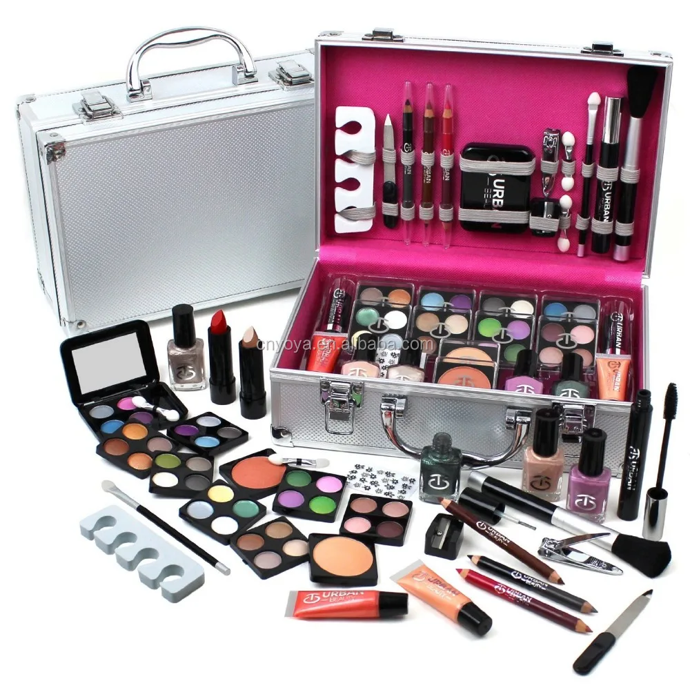 Косметика Shany carry all Makeup. Shany Beauty Box 25 предметов+ кейс. Огромный набор косметики. Девушка с косметикой.