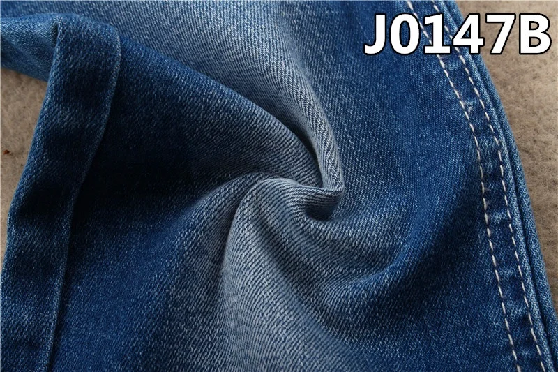 J0147B-21