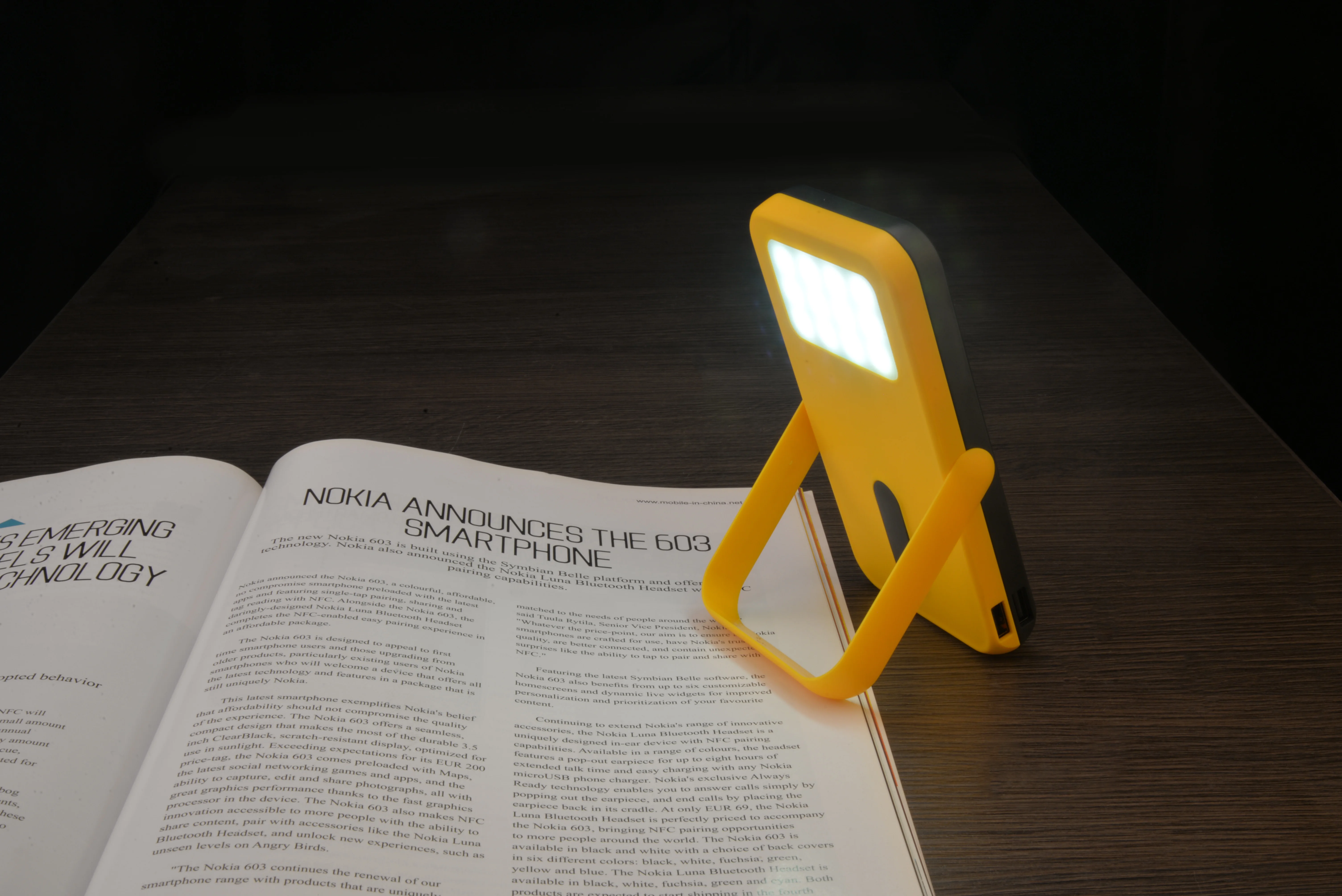 2020 top sale power bank docking station dual port led outdoor solar power bank - ANKUX.COM