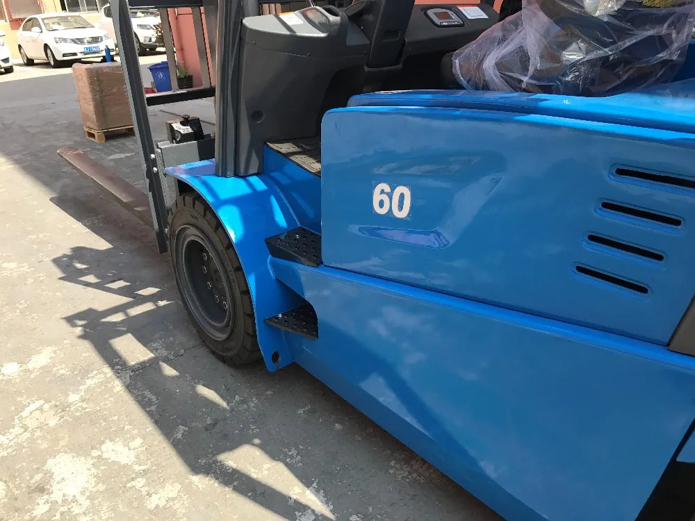 Chinese Environmentally Friendly Forklift 5 Ton Battery Operated