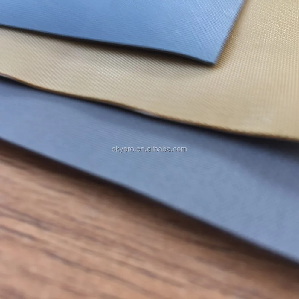 105. полиэстер oxford pvc 420d с водоотталкивающей пропиткой. непромокаемая ткань. ткань оксфорд на резиновой основе на. прорезиненный материал.