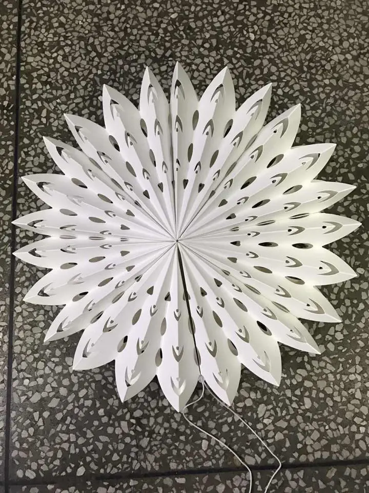 New Design Factory Supply Handmade Craft Hanging White Paper Snowflakes ...